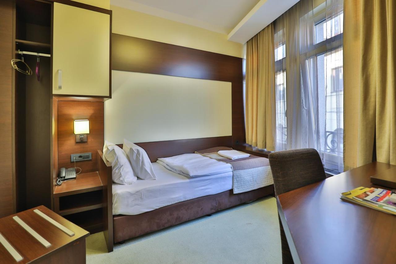 Boutique Hotel Golden Star Tuzla Kültér fotó